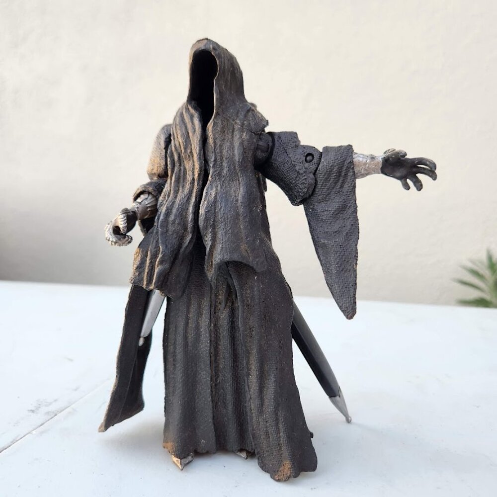 Vintage Lord of the Rings Ring Wraith Nazgul 7" Action Figure LOTR Marvel 2001